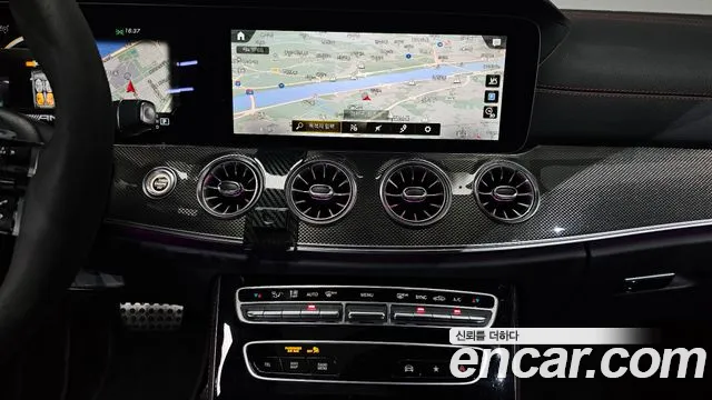 Mercedes-Benz E-Class — Фото автомобиля 9