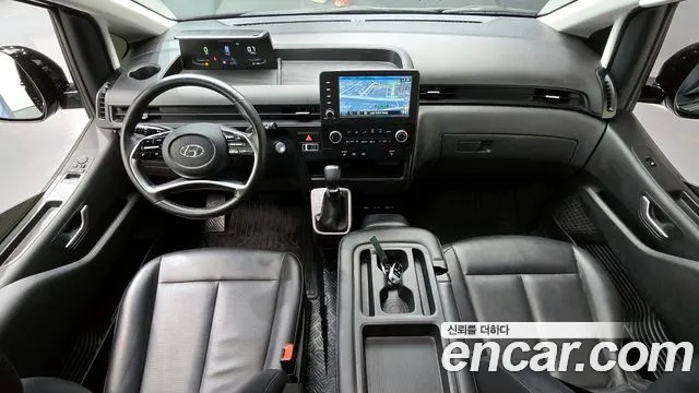 Hyundai Staria Staria 4WD Tourer 9 мест — Фото автомобиля 7