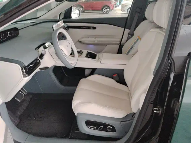 GAC Hyptec HT — Фото автомобиля 8