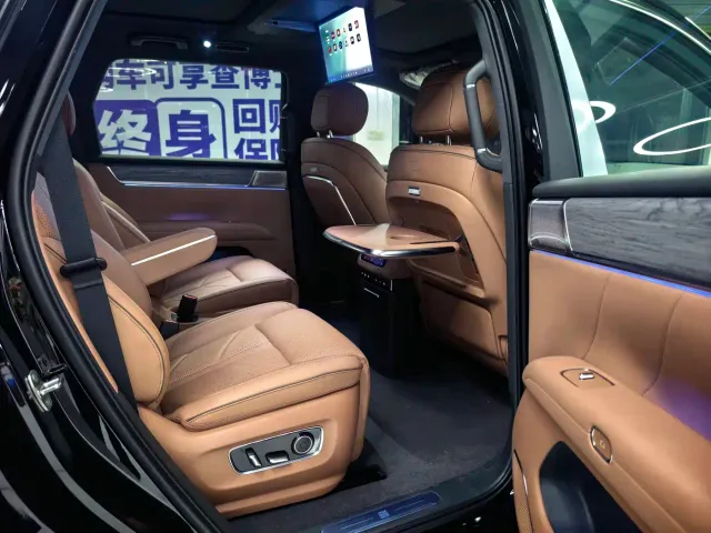 Huajing Baojun S — Фото автомобиля 8