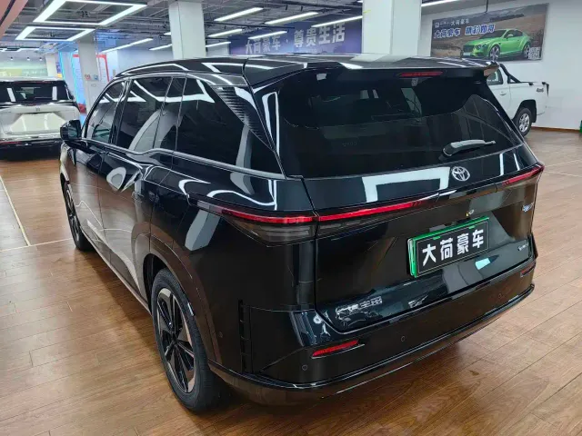 Toyota BoZhi 3X — Фото автомобиля 7