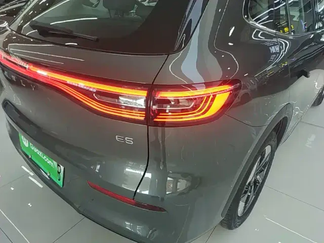 Geely Galaxy E5 — Фото автомобиля 5