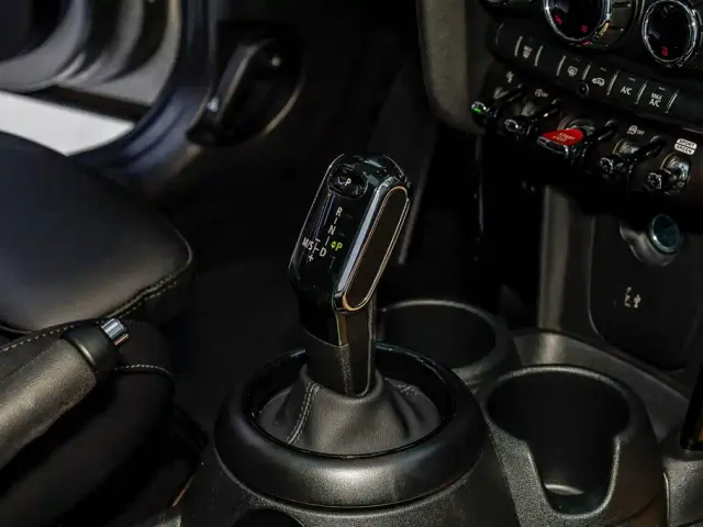 MINI Hatch — Фото автомобиля 27