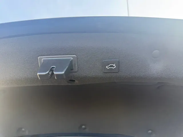 Buick Regal — Фото автомобиля 16