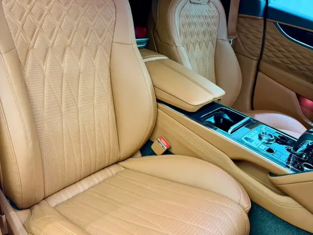 Bentley Flying Spur Plug-in Hybrid 2022 2.9T V6 Hybrid — Фото автомобиля 24