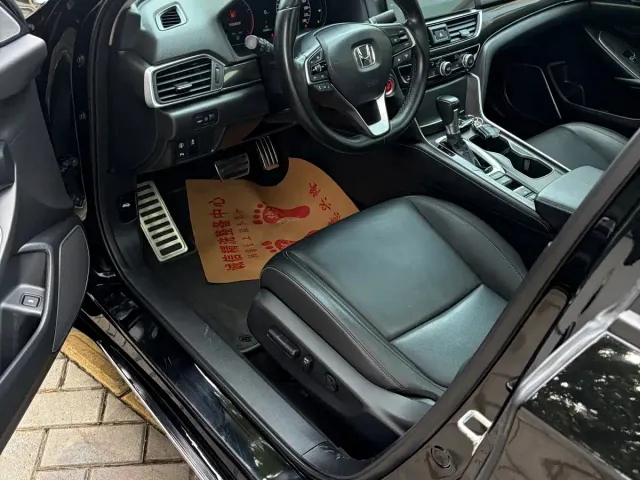 Honda Accord 2022 260TURBO Phantom Night Premium — Фото автомобиля 4