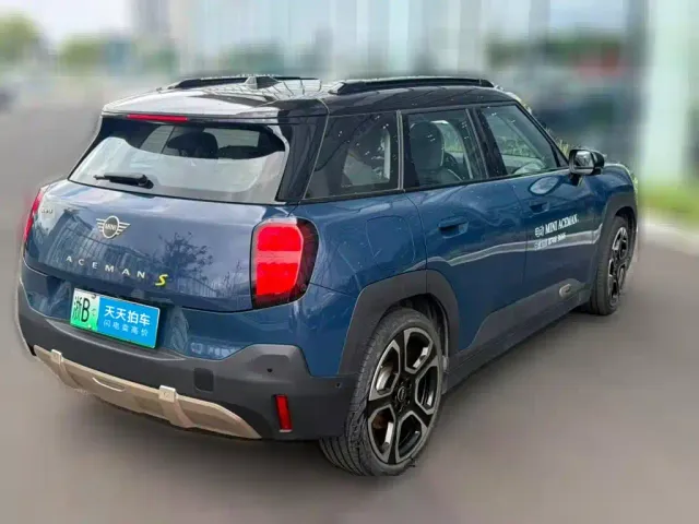 MINI Electric MINI ACEMAN — Фото автомобиля 2