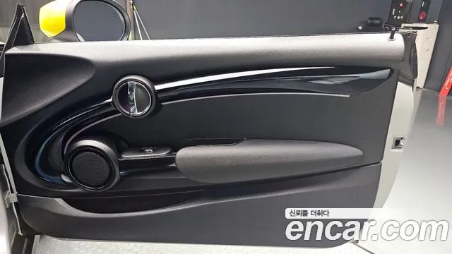 Mini Cooper Cooper Электро SE Электро — Фото автомобиля 25