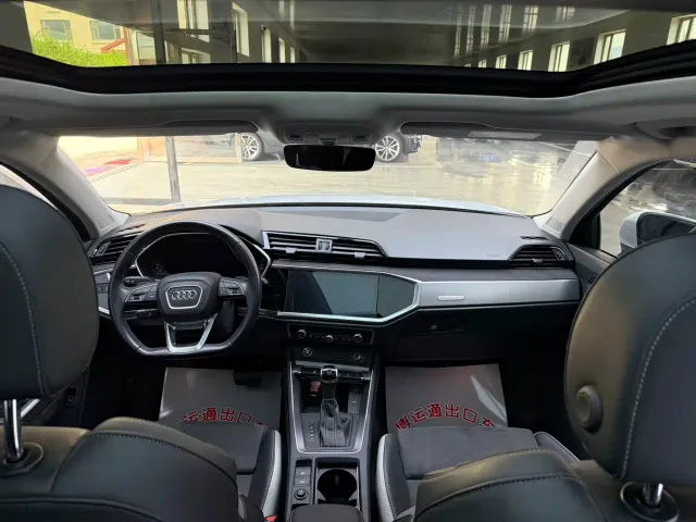 Audi Q3 — Фото автомобиля 11