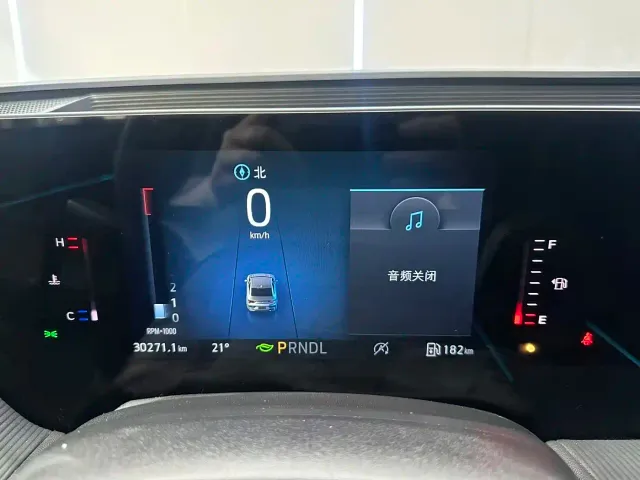 Ford Mondeo — Фото автомобиля 12