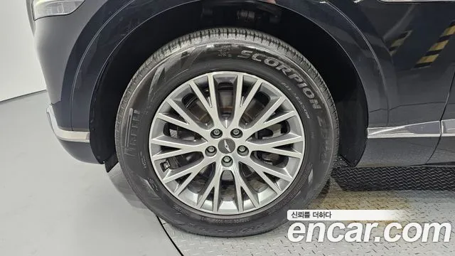 Genesis GV80 2.5T Бензин 2WD — Фото автомобиля 5