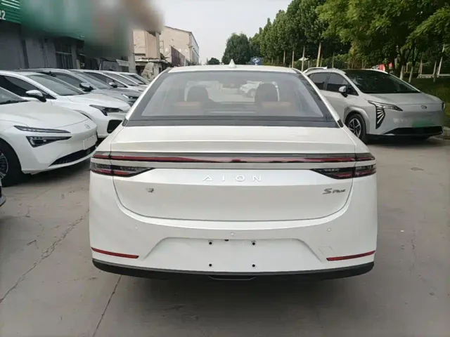 GAC Aion S Plus — Фото автомобиля 5
