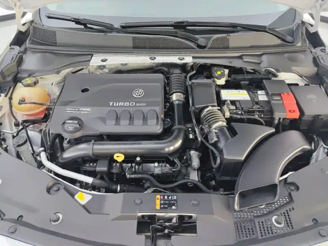 Buick Verano — Фото автомобиля 10