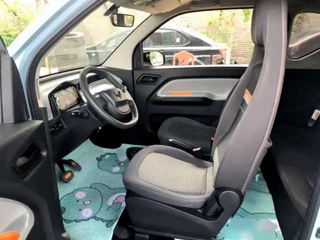 Wuling Hongguang Mini EV — Фото автомобиля 14