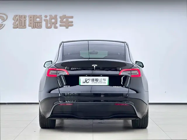 Tesla Model Y 2022 Facelift Rear-Wheel Drive Version — Фото автомобиля 4