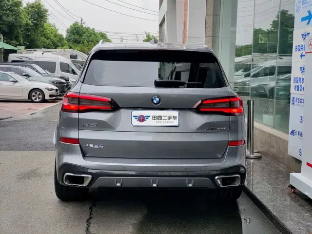 BMW X5 — Фото автомобиля 5