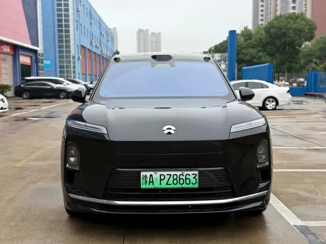 Nio ES8 — Фото автомобиля 2