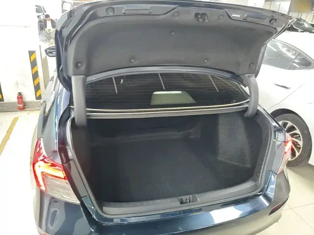 Honda Civic — Фото автомобиля 18