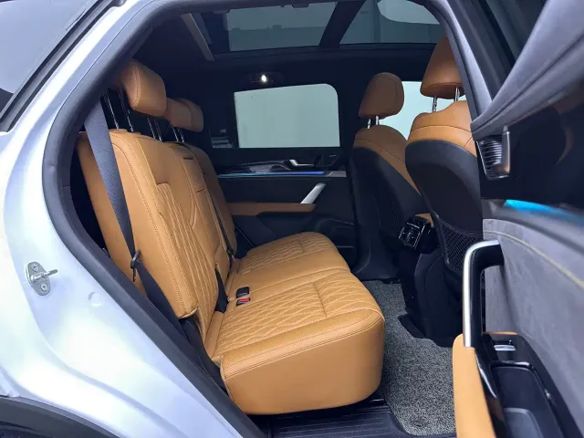 BYD Tang — Фото автомобиля 13