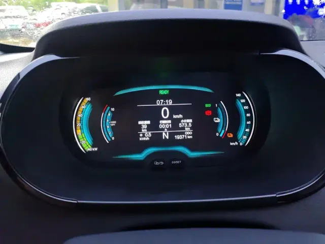 Chery eQ1 — Фото автомобиля 14