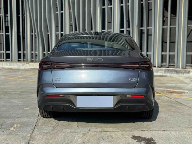BYD Seal 06 — Фото автомобиля 15