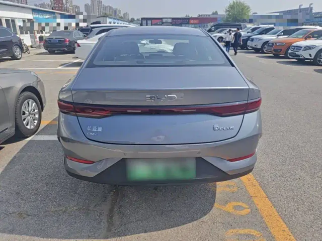 BYD Qin PLUS — Фото автомобиля 7