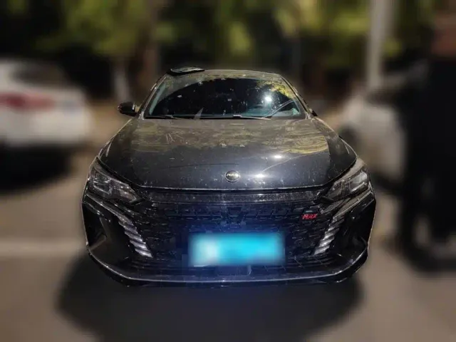 Dongfeng Yixuan MAX — Фото автомобиля 2