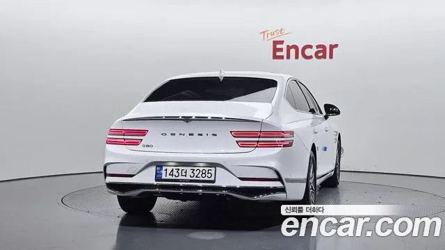 Genesis G80 Бензин 2.5 турбо 2WD — Фото автомобиля 4