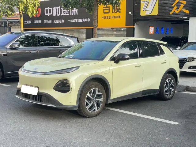 Фотография автомобиля — Changan Qiyuan Q05