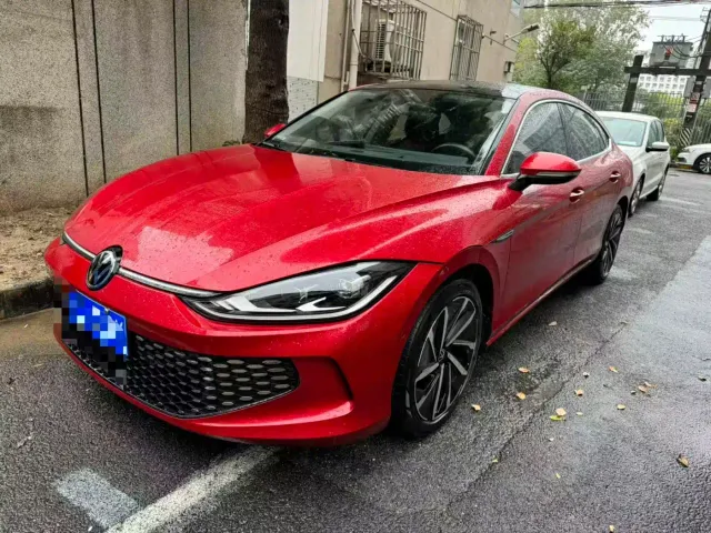 Фотография автомобиля — Volkswagen Lamando