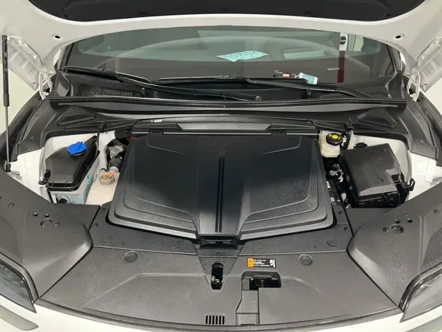 Genesis GV60 — Фото автомобиля 7