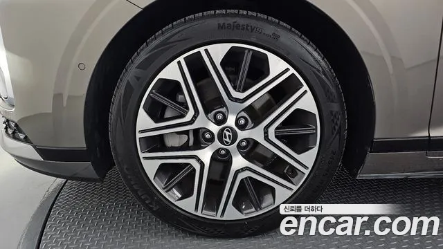 Hyundai Grandeur GN7 — Фото автомобиля 5