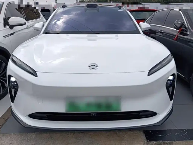 Nio ET5 Touring — Фото автомобиля 2