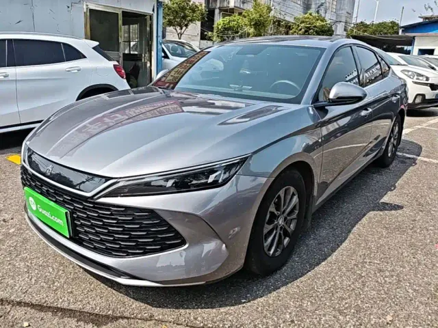 Фотография автомобиля — BYD Qin L
