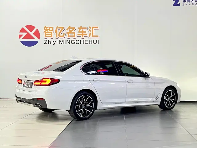 BMW 5 Series — Фото автомобиля 4