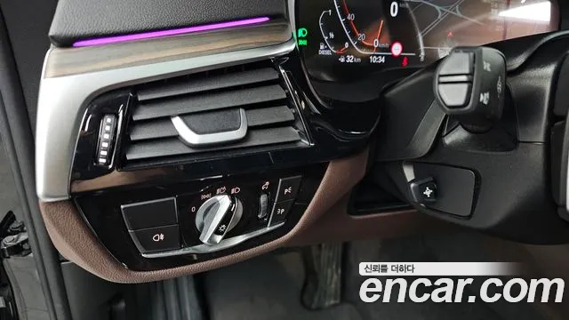 BMW Gran Turismo — Фото автомобиля 24
