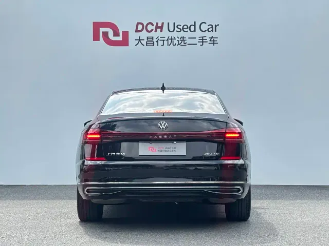 Volkswagen Passat — Фото автомобиля 4