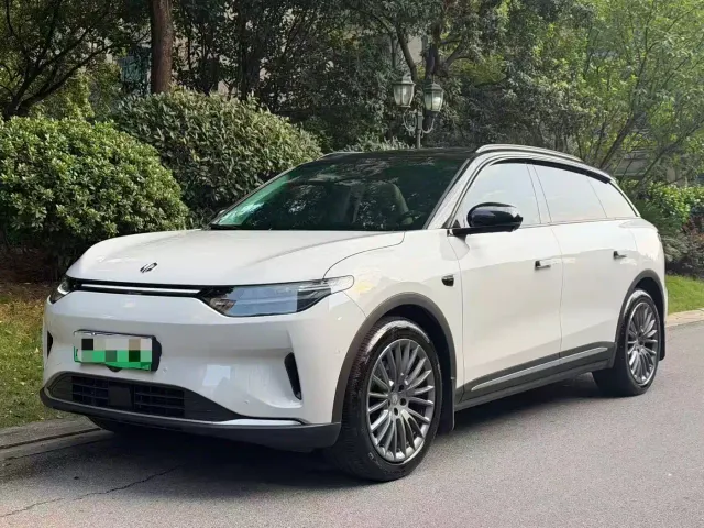 Leapmotor C11 — Фото автомобиля 2