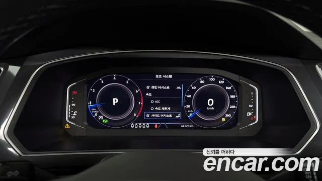 Volkswagen Tiguan — Фото автомобиля 3