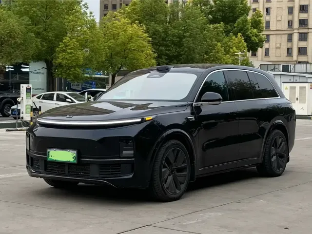 Фотография автомобиля — Li Auto L8
