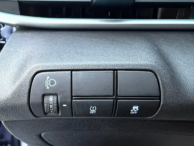 Hyundai Elantra — Фото автомобиля 13