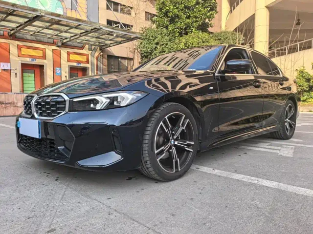BMW 3 Series — Фото автомобиля 4