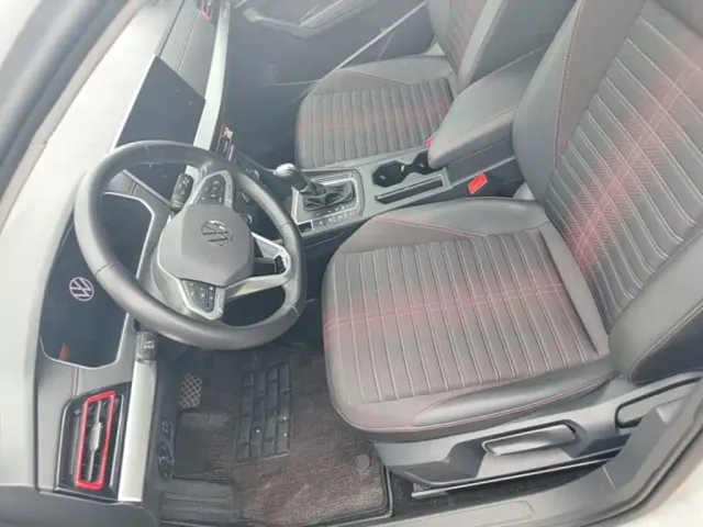 Volkswagen Lavida — Фото автомобиля 14