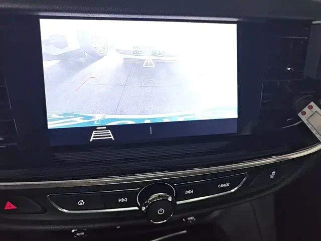 Buick Regal — Фото автомобиля 12