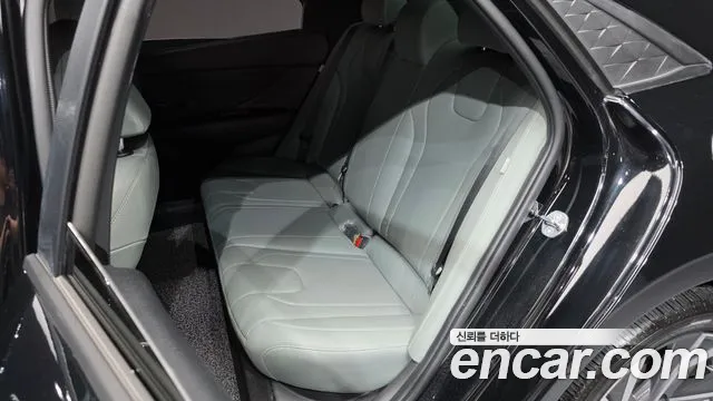 Hyundai Avante CN7 — Фото автомобиля 26