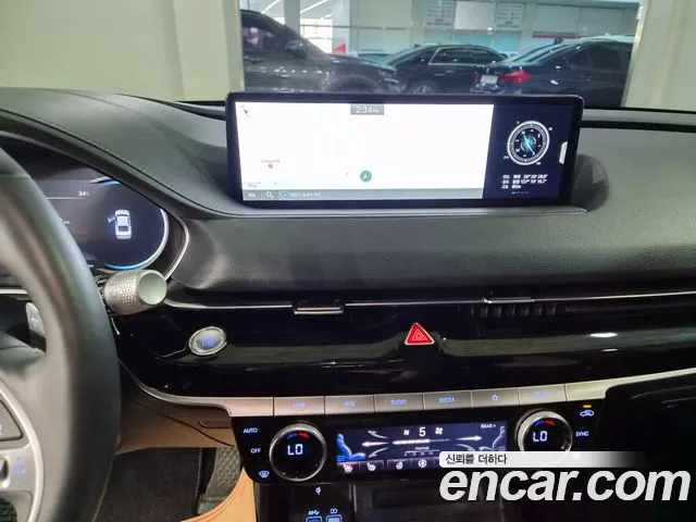 Genesis G80 RG3 — Фото автомобиля 12