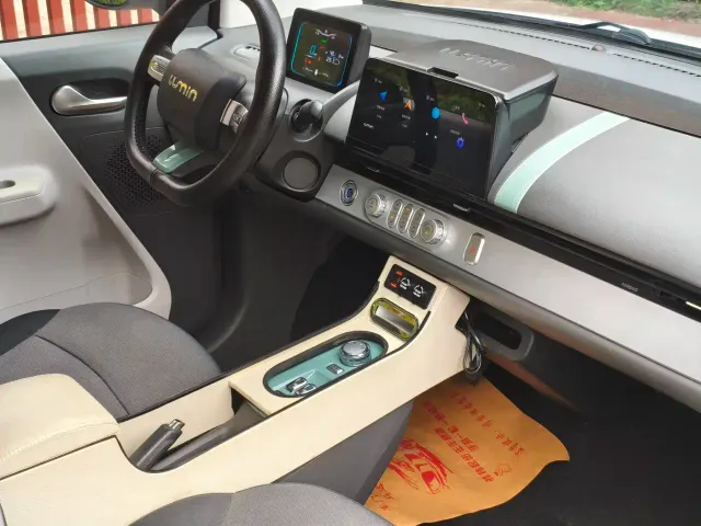 Changan Lumin — Фото автомобиля 12