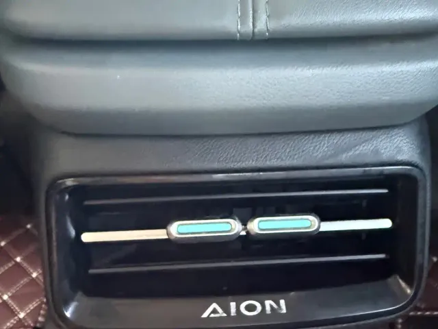 GAC Aion Y — Фото автомобиля 8