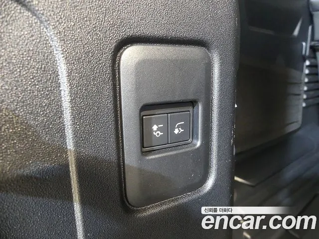 Land Rover Defender L663 — Фото автомобиля 19