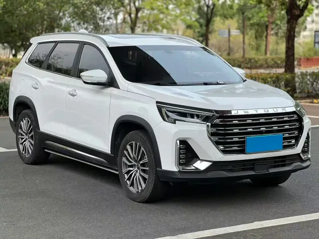 Jetour X90 Plus — Фото автомобиля 4
